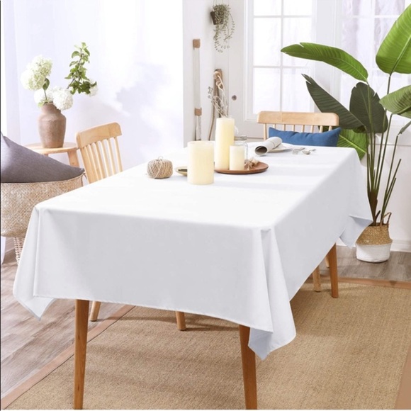 NWT 60x84 White Tablecloth - Picture 3 of 13